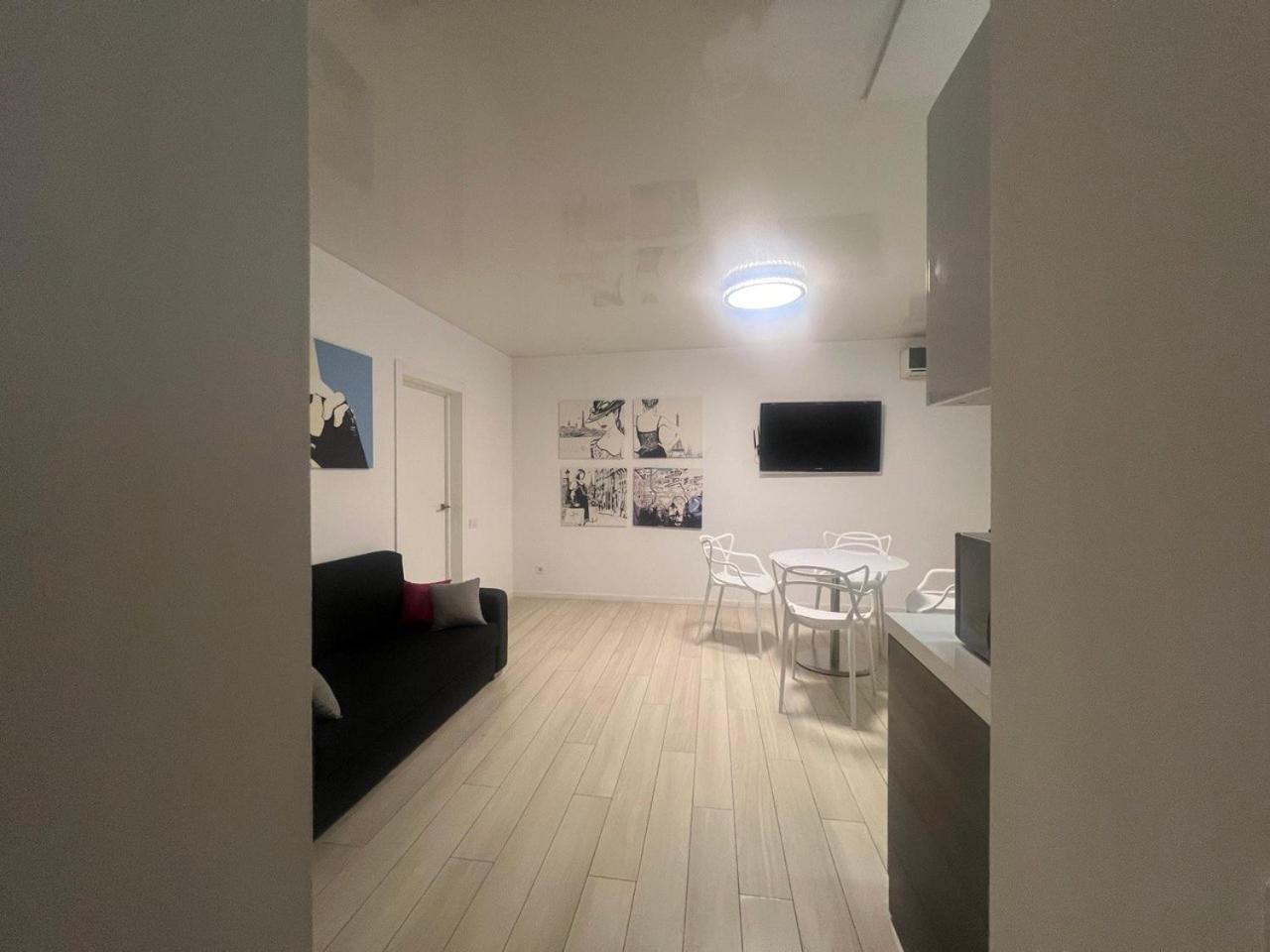 2-Room Luxury Apartment In The Center Kiev Extérieur photo